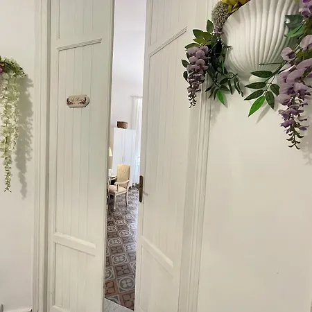 ベッド・アンド・ブレックファスト Essenze パレルモ