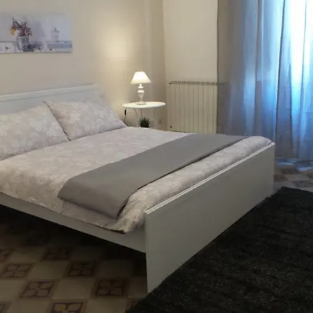 Essenze Bed & Breakfast 3*