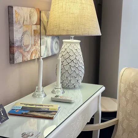 Essenze فندق مبيت وإفطار 3*