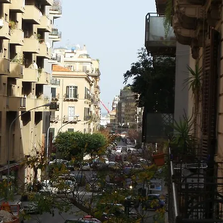 Essenze باليرمو